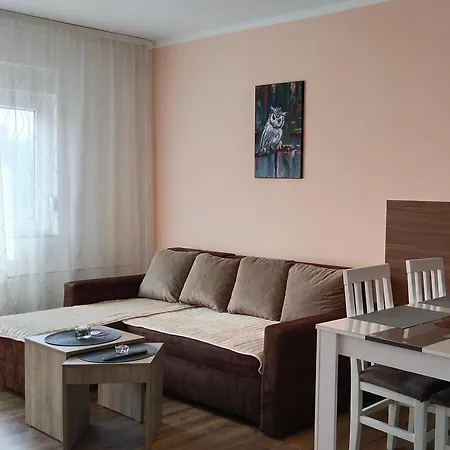 Lela's Апартаменты *